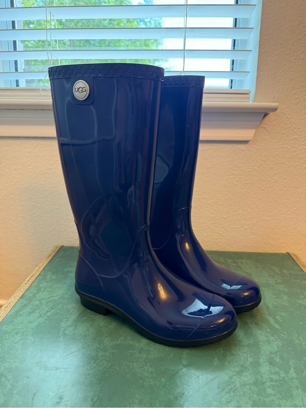 UGG Glossy Blue Rain Boots Size 6